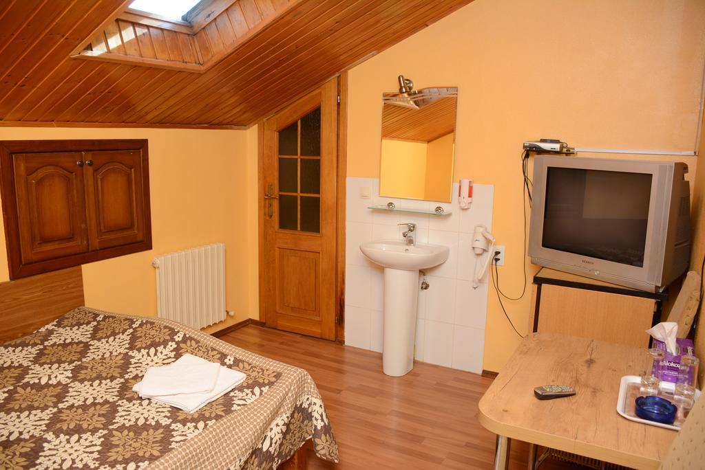 Bazar Motel Кишинів Екстер'єр фото